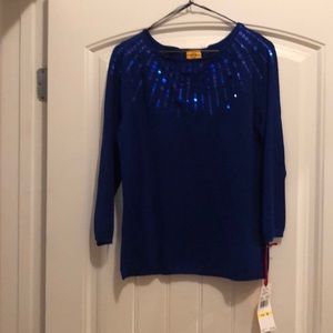 NWT Classy, Sequined neck detail sweater